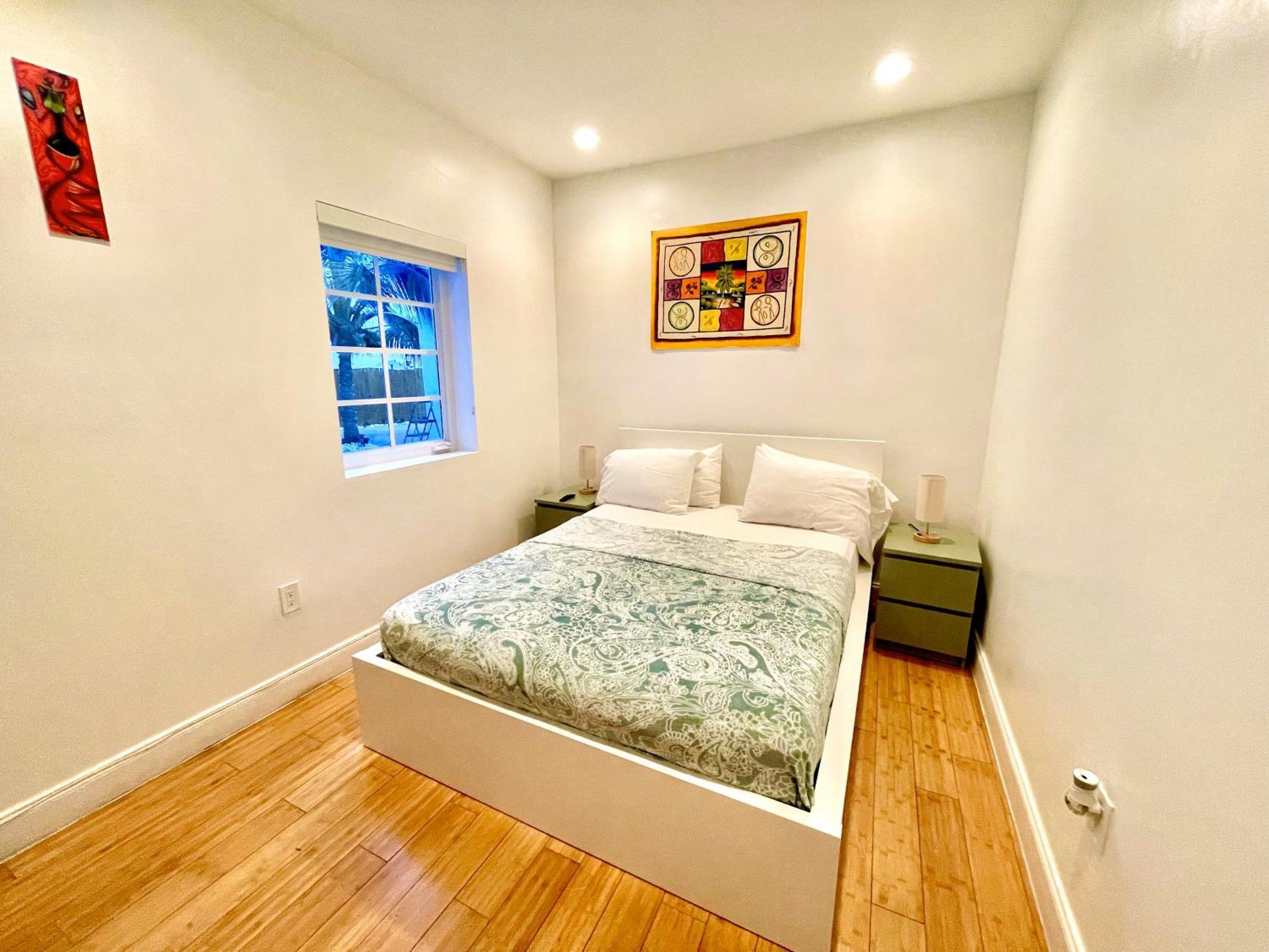20 Guests Luxurious South 2 Miami Beach